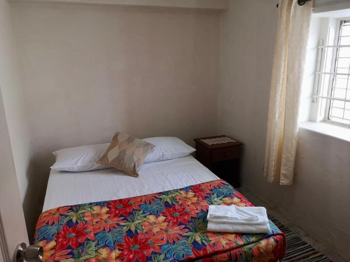 Ventnor House Apartments Bridgetown Bagian luar foto